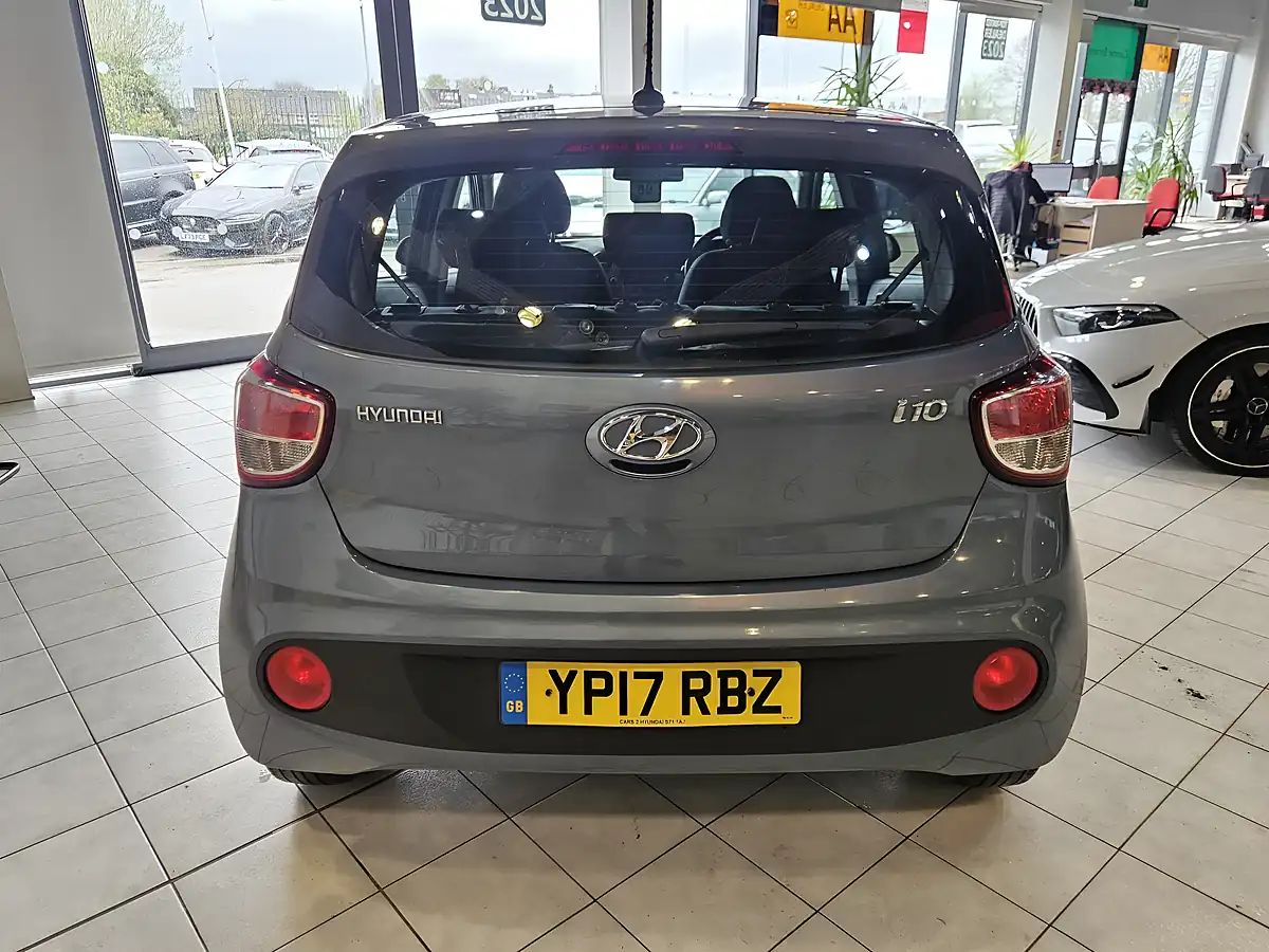 Used 2017 Hyundai I10 Se Blue - Interior and Exterior details 7