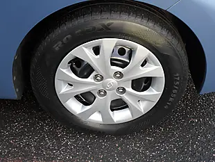 Used 2017 Hyundai I10 Se Blue - Interior and Exterior details 11