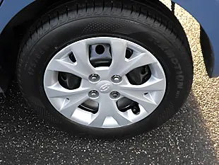 Used 2017 Hyundai I10 Se Blue - Interior and Exterior details 13