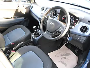 Used 2017 Hyundai I10 Se Blue - Interior and Exterior details 3