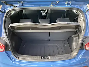Used 2017 Hyundai I10 Se Blue - Interior and Exterior details 10