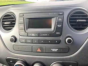 Used 2017 Hyundai I10 Se Blue - Interior and Exterior details 16
