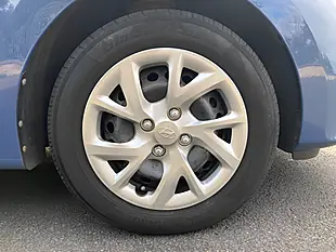 Used 2017 Hyundai I10 Se Blue - Interior and Exterior details 9
