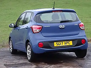 Used 2017 Hyundai i10 Se Blue - Interior and Exterior details 3