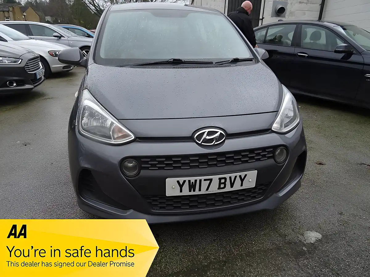 Used 2017 Hyundai I10 Se Grey - Interior and Exterior details 2