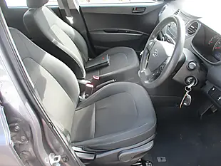 Used 2017 Hyundai i10 Se Grey - Interior and Exterior details 14