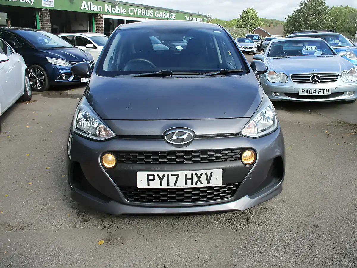 Used 2017 Hyundai i10 Se Grey - Interior and Exterior details 2