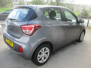 Used 2017 Hyundai i10 Se Grey - Interior and Exterior details 5