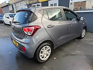 Used 2017 Hyundai I10 Se Grey - Interior and Exterior details 13