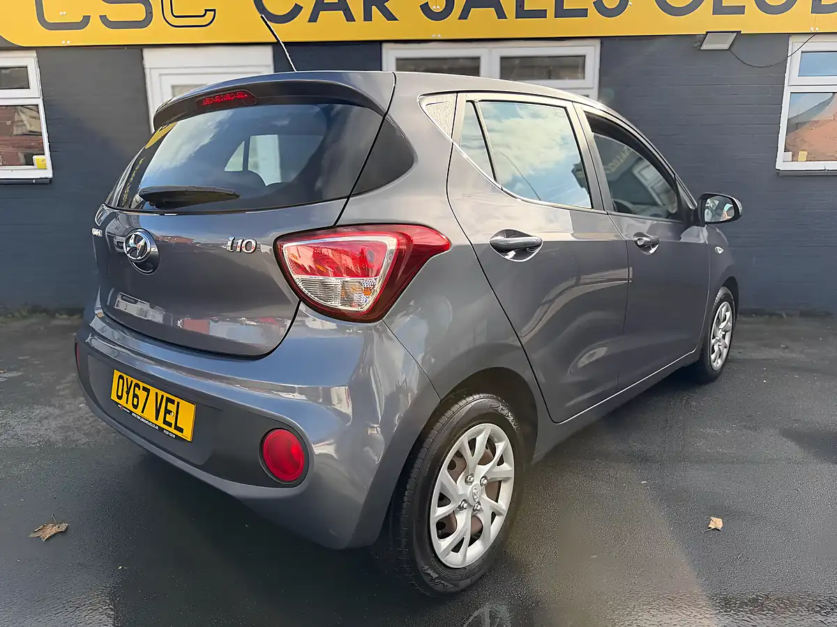 Used 2017 Hyundai I10 Se Grey - Interior and Exterior details 14