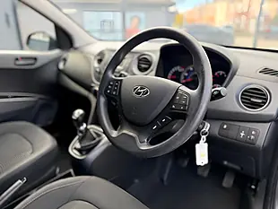 Used 2017 Hyundai I10 Se Grey - Interior and Exterior details 15