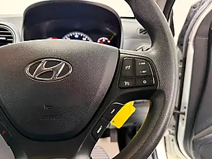 Used 2017 Hyundai I10 Se White - Interior and Exterior details 14