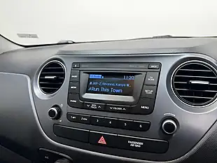 Used 2017 Hyundai I10 Se White - Interior and Exterior details 16