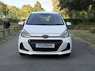Used 2017 Hyundai i10 Se White - Interior and Exterior details 2