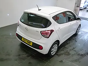 Used 2017 Hyundai i10 Se White - Interior and Exterior details 20