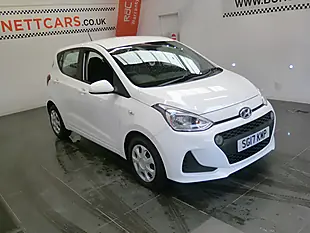 Used 2017 Hyundai i10 Se White - Interior and Exterior details 3