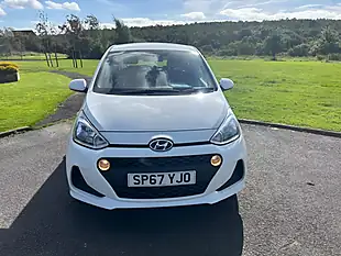 Used 2017 Hyundai i10 Se White - Interior and Exterior details 2