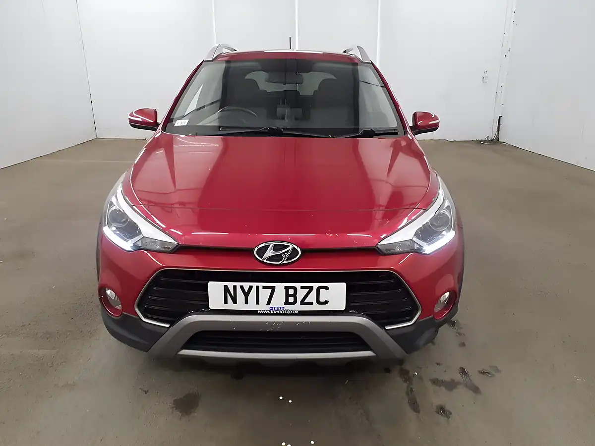 Used 2017 Hyundai i20 Active Edition Passion Red - Interior and Exterior details 5