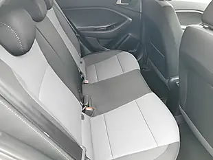 Used 2017 Hyundai I20 Active Silver - Interior and Exterior details 10