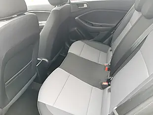 Used 2017 Hyundai I20 Active Silver - Interior and Exterior details 11