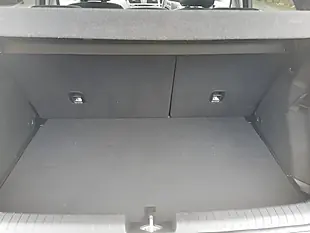 Used 2017 Hyundai I20 Active Silver - Interior and Exterior details 12