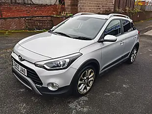 Used 2017 Hyundai I20 Active Silver - Interior and Exterior details 3