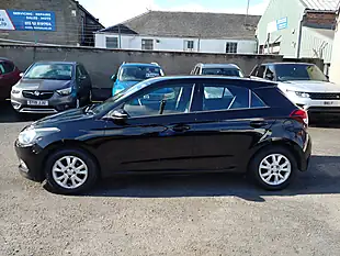 Used 2017 Hyundai i20 Se Black - Interior and Exterior details 3
