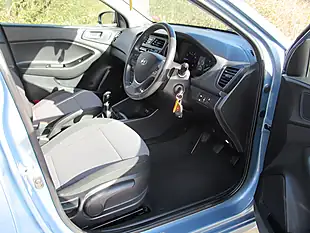 Used 2017 Hyundai I20 Se Blue - Interior and Exterior details 2