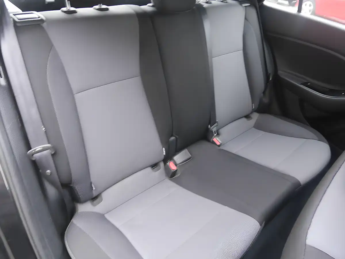 Used 2017 Hyundai I20 Se Phantom Black - Interior and Exterior details 10