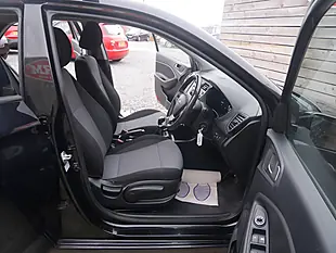 Used 2017 Hyundai I20 Se Phantom Black - Interior and Exterior details 11
