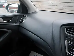 Used 2017 Hyundai I20 Se Phantom Black - Interior and Exterior details 14
