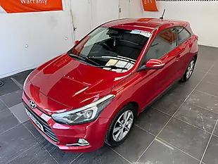 Used 2017 Hyundai i20 Se Red Metallic - Interior and Exterior details 19