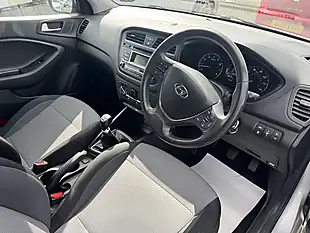 Used 2017 Hyundai I20 Se Silver - Interior and Exterior details 11