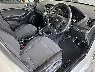 Used 2017 Hyundai i20 Se White - Interior and Exterior details 5