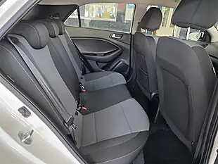 Used 2017 Hyundai i20 Se White - Interior and Exterior details 9