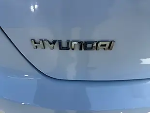 Used 2017 Hyundai I20 Se White - Interior and Exterior details 16