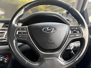 Used 2017 Hyundai I20 Se White - Interior and Exterior details 17