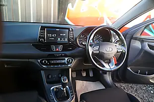 Used 2017 Hyundai I30 Blue Drive Se Nav Grey - Interior and Exterior details 19