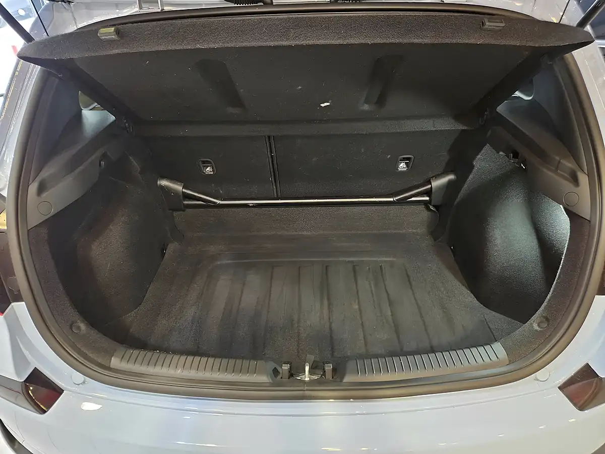 Used 2017 Hyundai I30 N Performance Blue - Interior and Exterior details 9