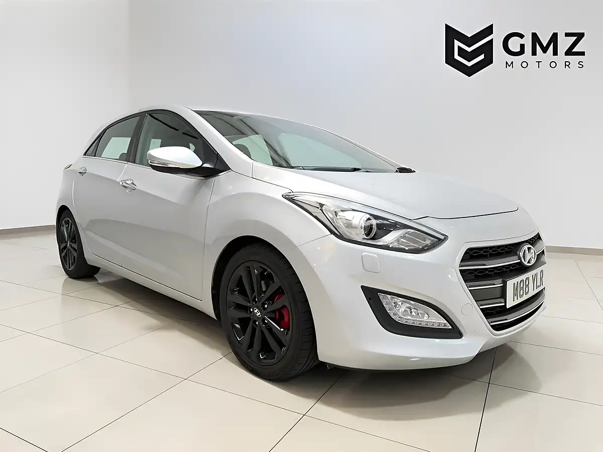 Used 2017 Hyundai I30 Premium Silver - Front View