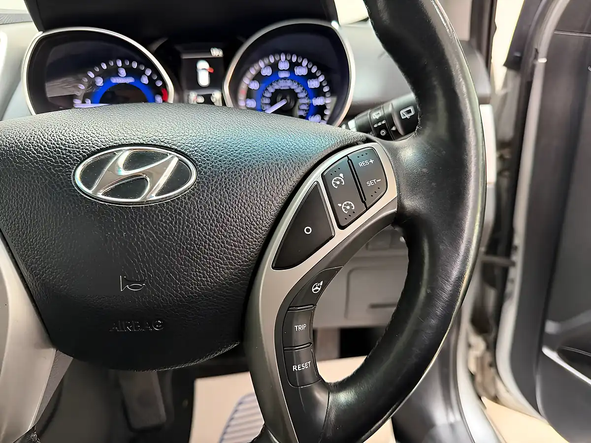 Used 2017 Hyundai I30 Premium Silver - Interior and Exterior details 17