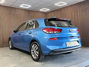 Used 2017 Hyundai i30 Se Nav Blue - Interior and Exterior details 4