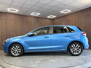 Used 2017 Hyundai i30 Se Nav Blue - Interior and Exterior details 5