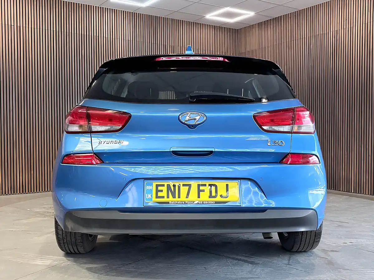 Used 2017 Hyundai i30 Se Nav Blue - Interior and Exterior details 6