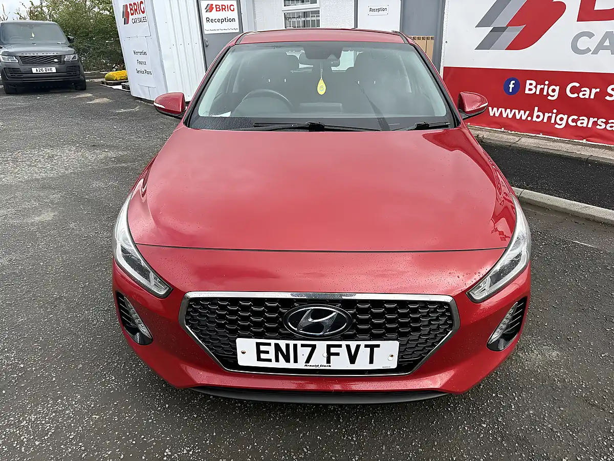 Used 2017 Hyundai i30 Se Nav Red - Interior and Exterior details 7