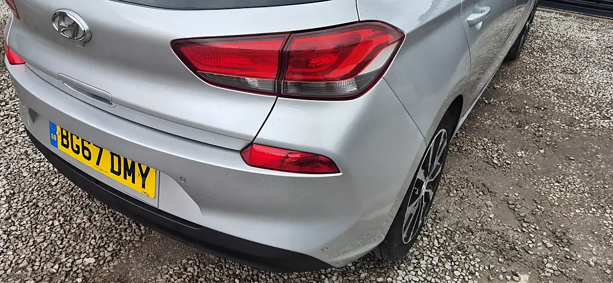 Used 2017 Hyundai I30 Se Nav Silver - Interior and Exterior details 10