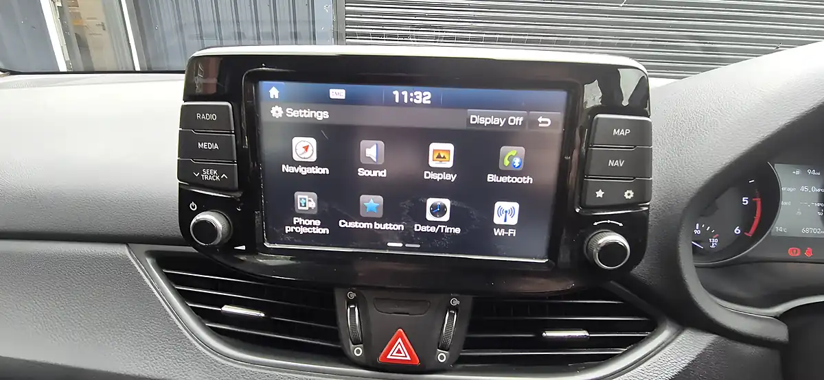 Used 2017 Hyundai I30 Se Nav Silver - Interior and Exterior details 13
