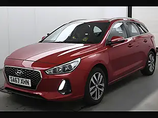Used 2017 Hyundai i30 Se Nav Tourer Red - Interior and Exterior details 5