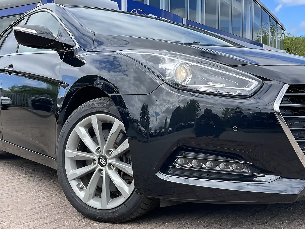Used 2017 Hyundai i40 Se Nav Business Phantom Black - Interior and Exterior details 2