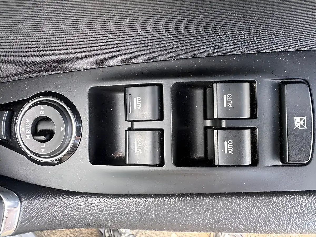 Used 2017 Hyundai i40 Se Nav - Interior and Exterior details 19